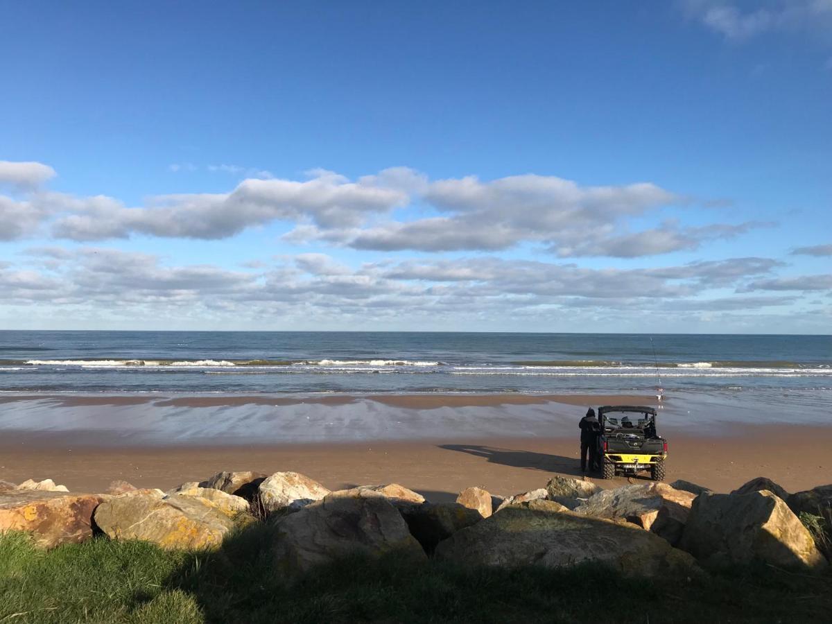 Roulage Ferme 18Eme Normandie Plage Longueville  ภายนอก รูปภาพ